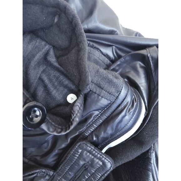 227-EUC Size 4 Lululemon Pedal Power Jacket - Picture 3 of 3